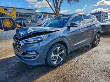  Salvage Hyundai TUCSON