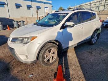  Salvage Toyota RAV4