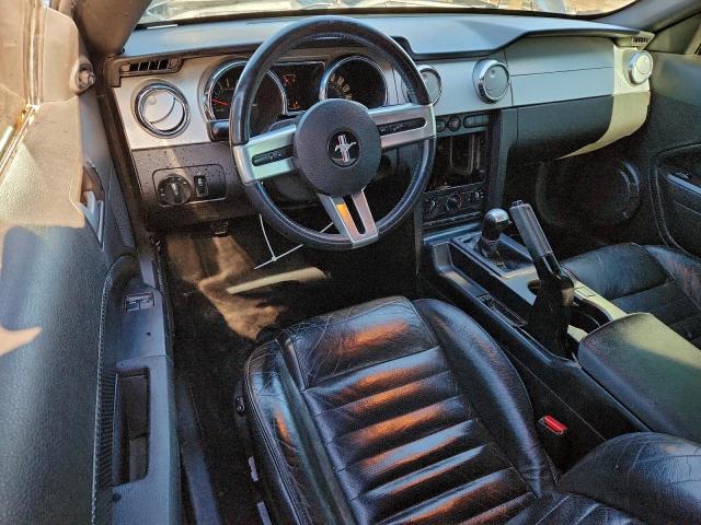 Ford Mustang Gt Image 2