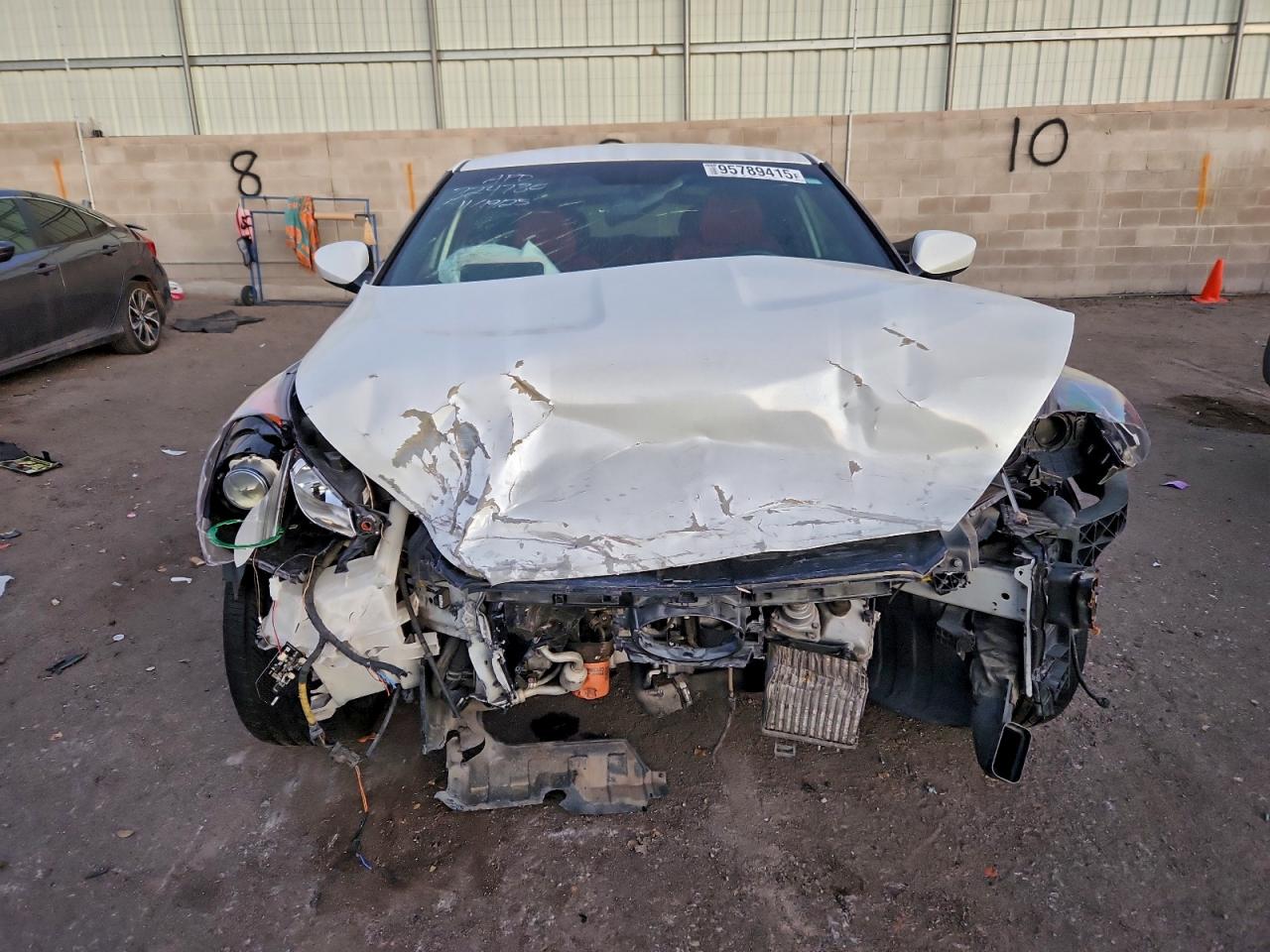 Hyundai VELOSTER Turbo Image 10