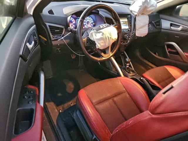 Hyundai VELOSTER Turbo Image 4