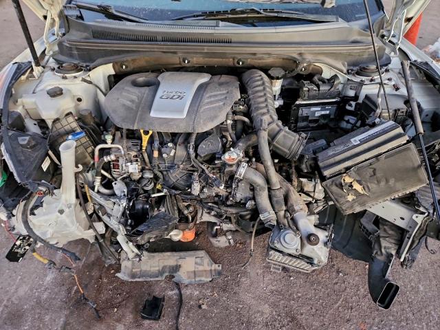 Hyundai VELOSTER Turbo Image 3