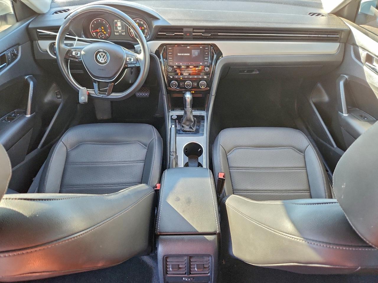 Volkswagen Passat Se Image 5