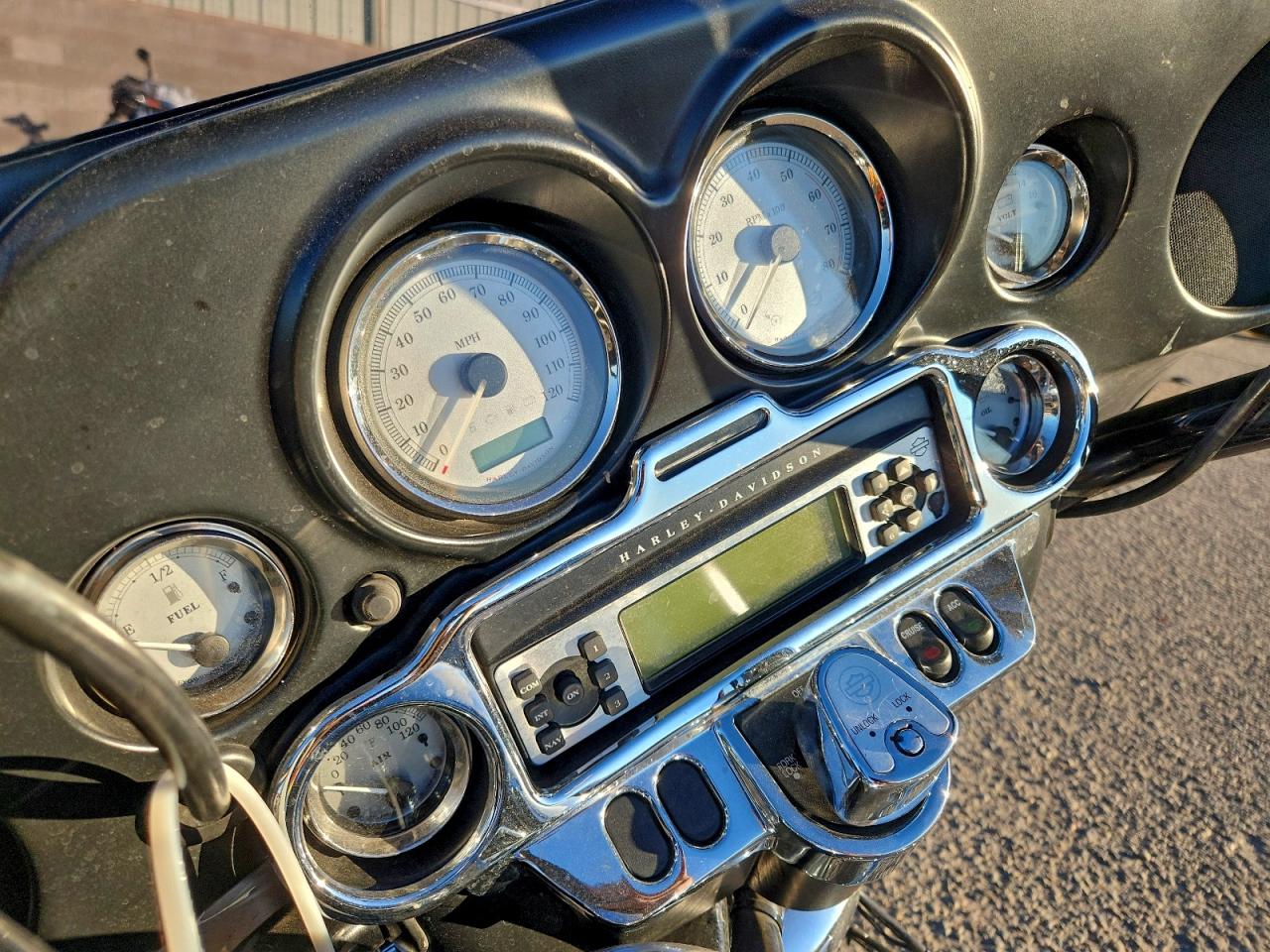 Harley-Davidson Fl Image 6