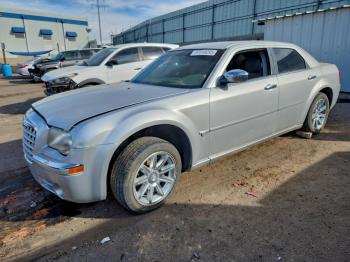  Salvage Chrysler 300