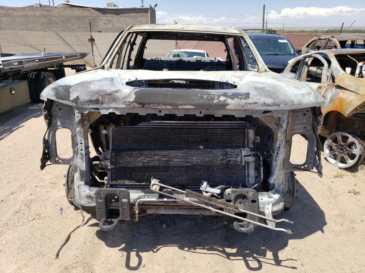 Chevrolet Silverado K3500 Ltz Image 9