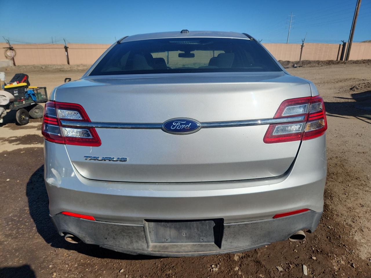 Ford Taurus Sel Image 5