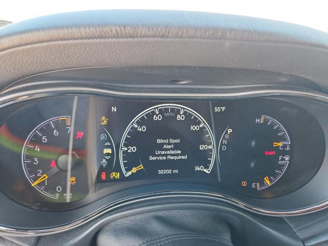 Jeep Grand Cherokee Overland Image 2