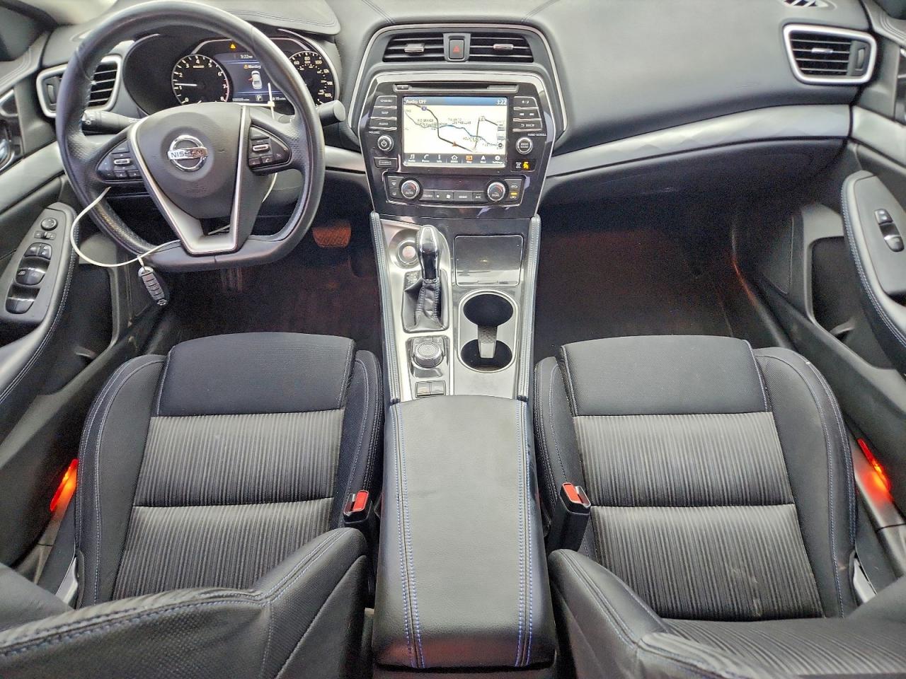 Nissan Maxima 3.5s Image 10