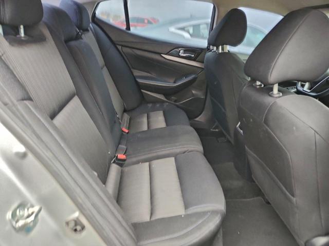 Nissan Maxima 3.5s Image 6