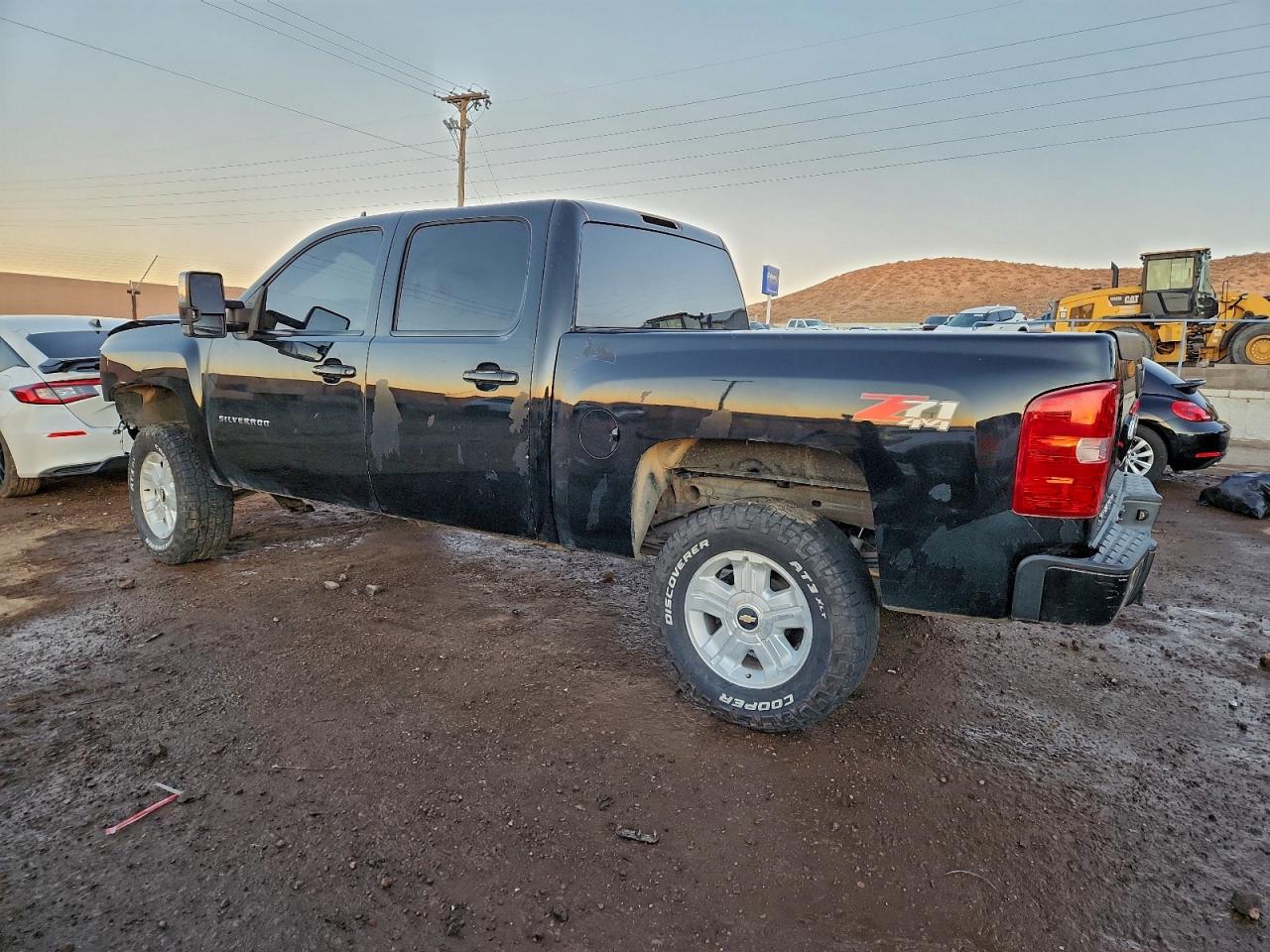 Chevrolet Silverado K1500 Ltz Image 2