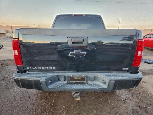 Chevrolet Silverado K1500 Ltz Image 5