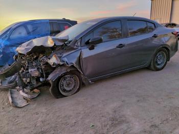  Salvage Nissan Versa