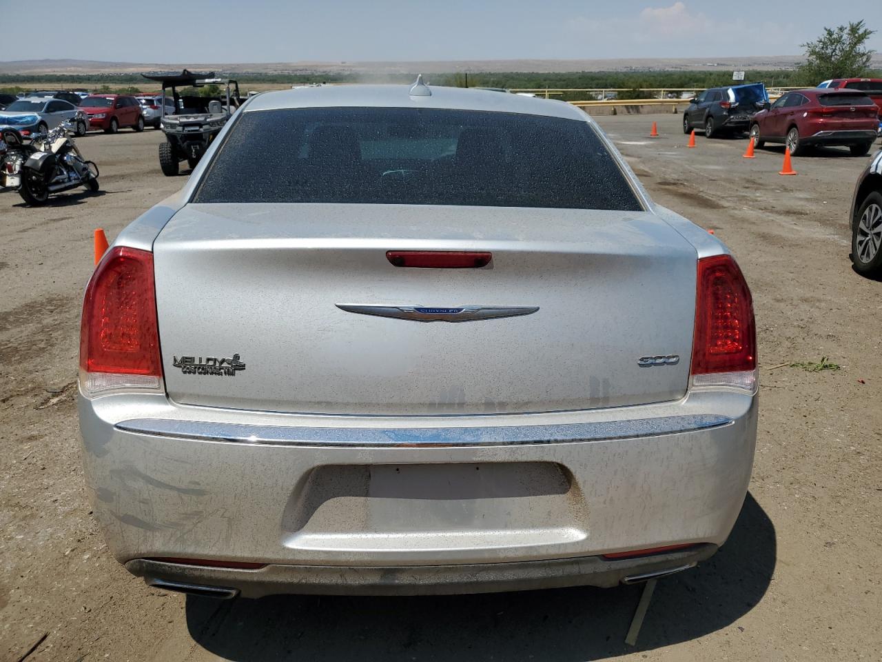 Chrysler 300 Touring Image 9