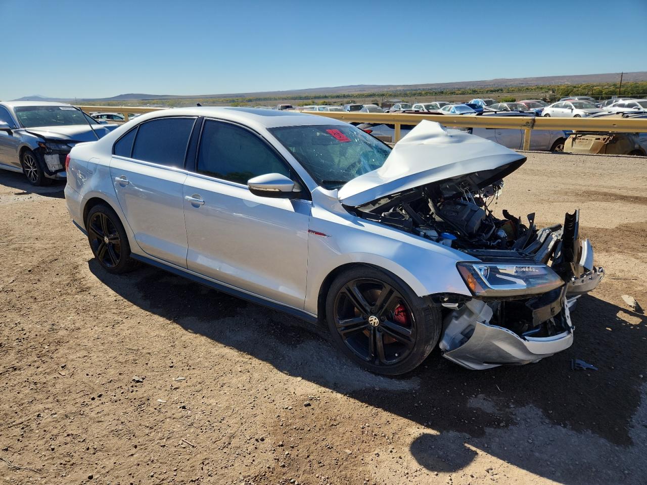 Volkswagen Jetta Gli Image 4