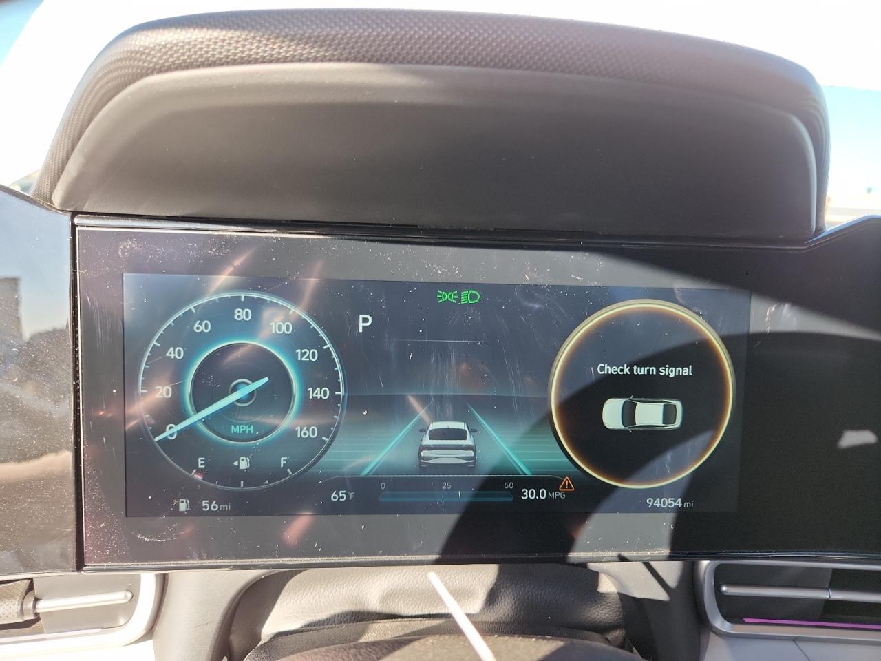 Hyundai ELANTRA Limited Image 12