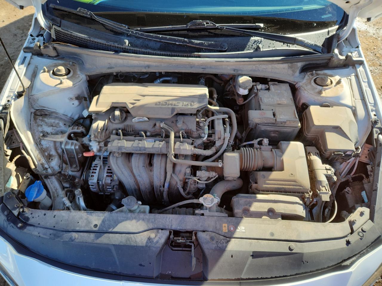 Hyundai ELANTRA Limited Image 3