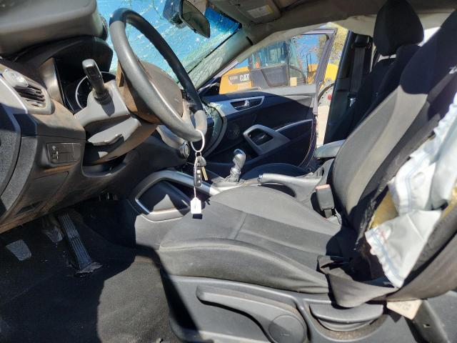 Hyundai VELOSTER Image 7