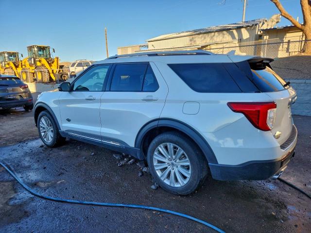 Ford Explorer King Ranch Image 2