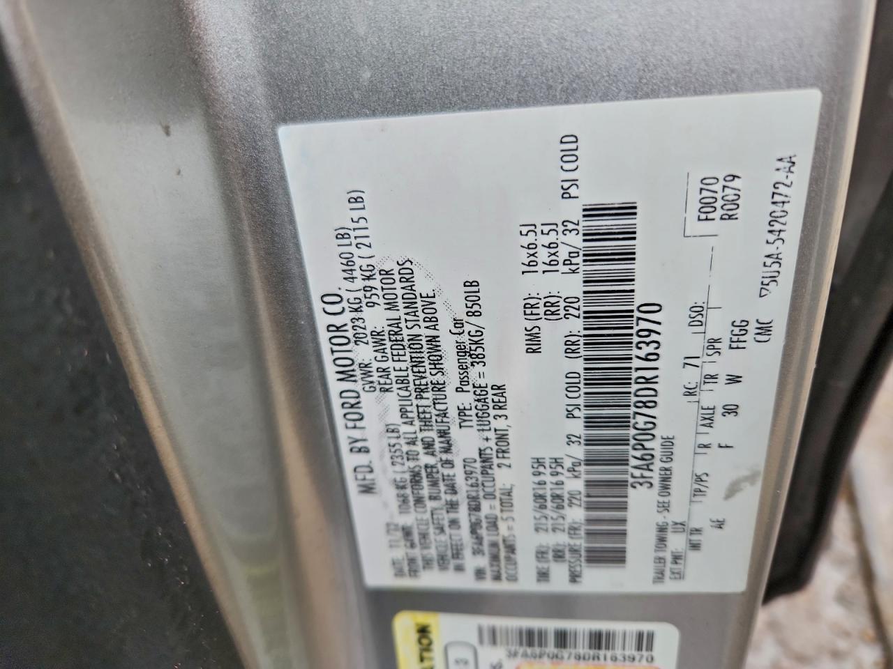 Ford Fusion S Image 3