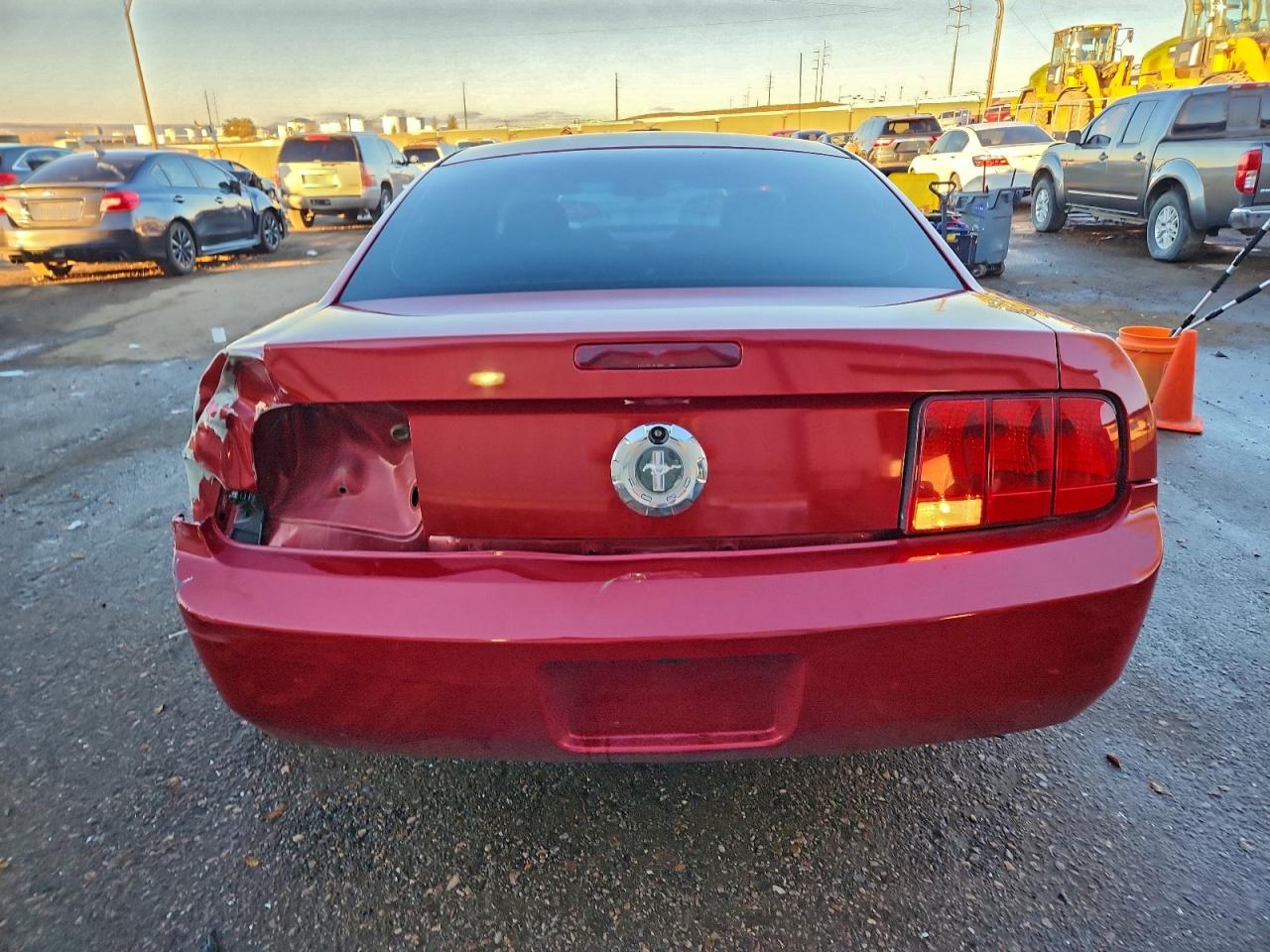 Ford Mustang Image 5