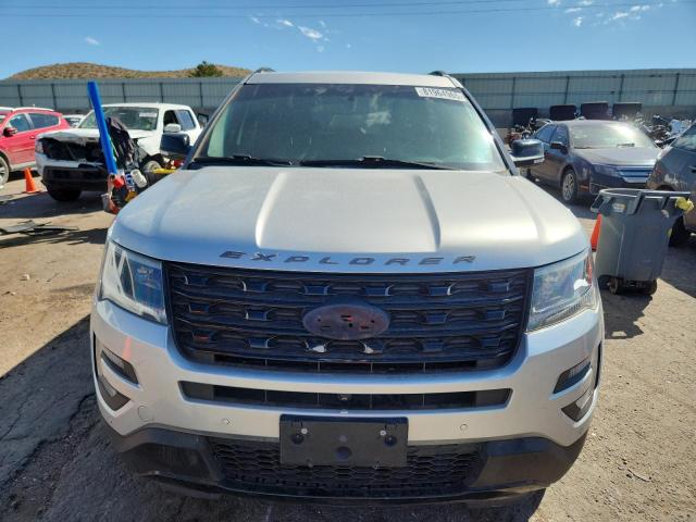 Ford Explorer Sport Image 8