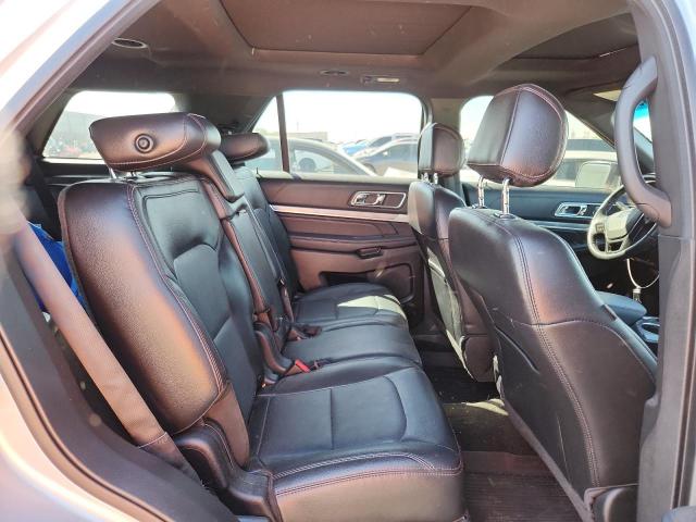 Ford Explorer Sport Image 10