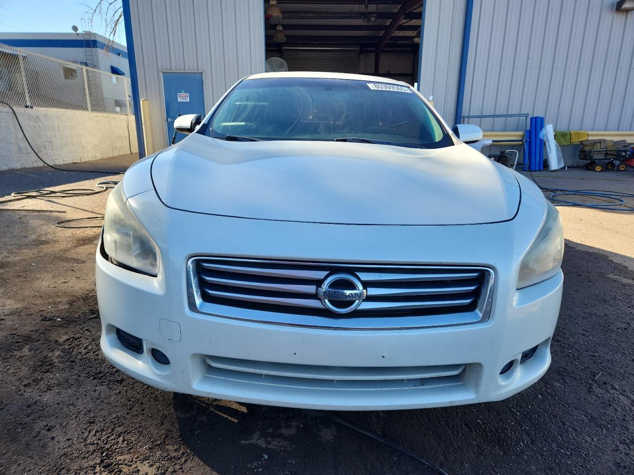 Nissan Maxima S Image 10