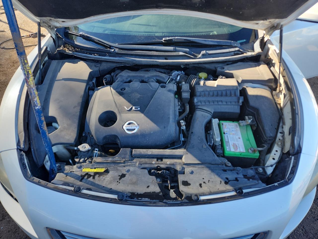 Nissan Maxima S Image 11