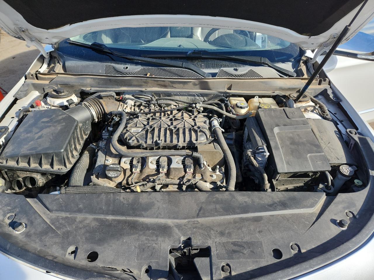 Chevrolet Impala Premier Image 10