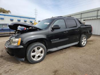  Salvage Chevrolet Avalanche