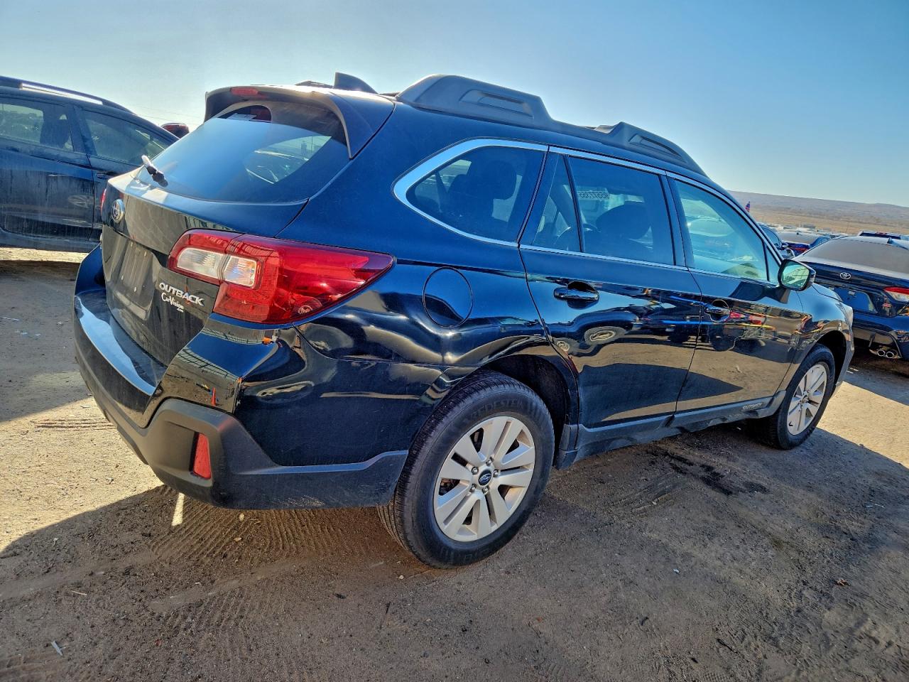 Subaru Outback 2.5i Premium Image 12