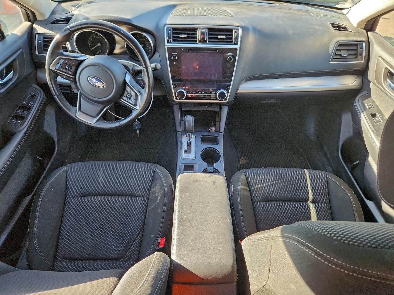 Subaru Outback 2.5i Premium Image 7