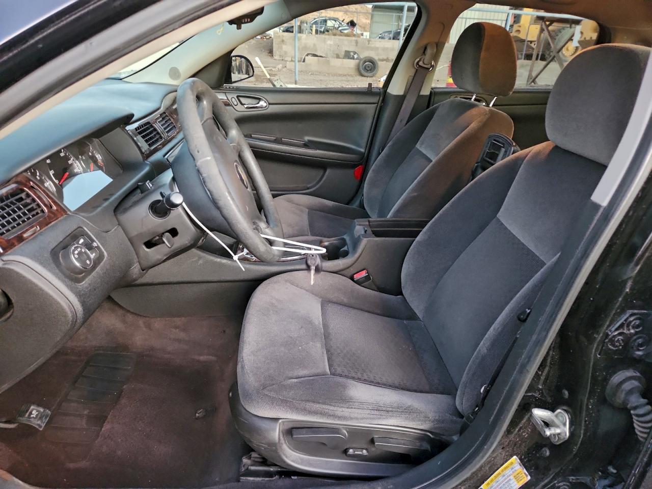 Chevrolet Impala Lt Image 3