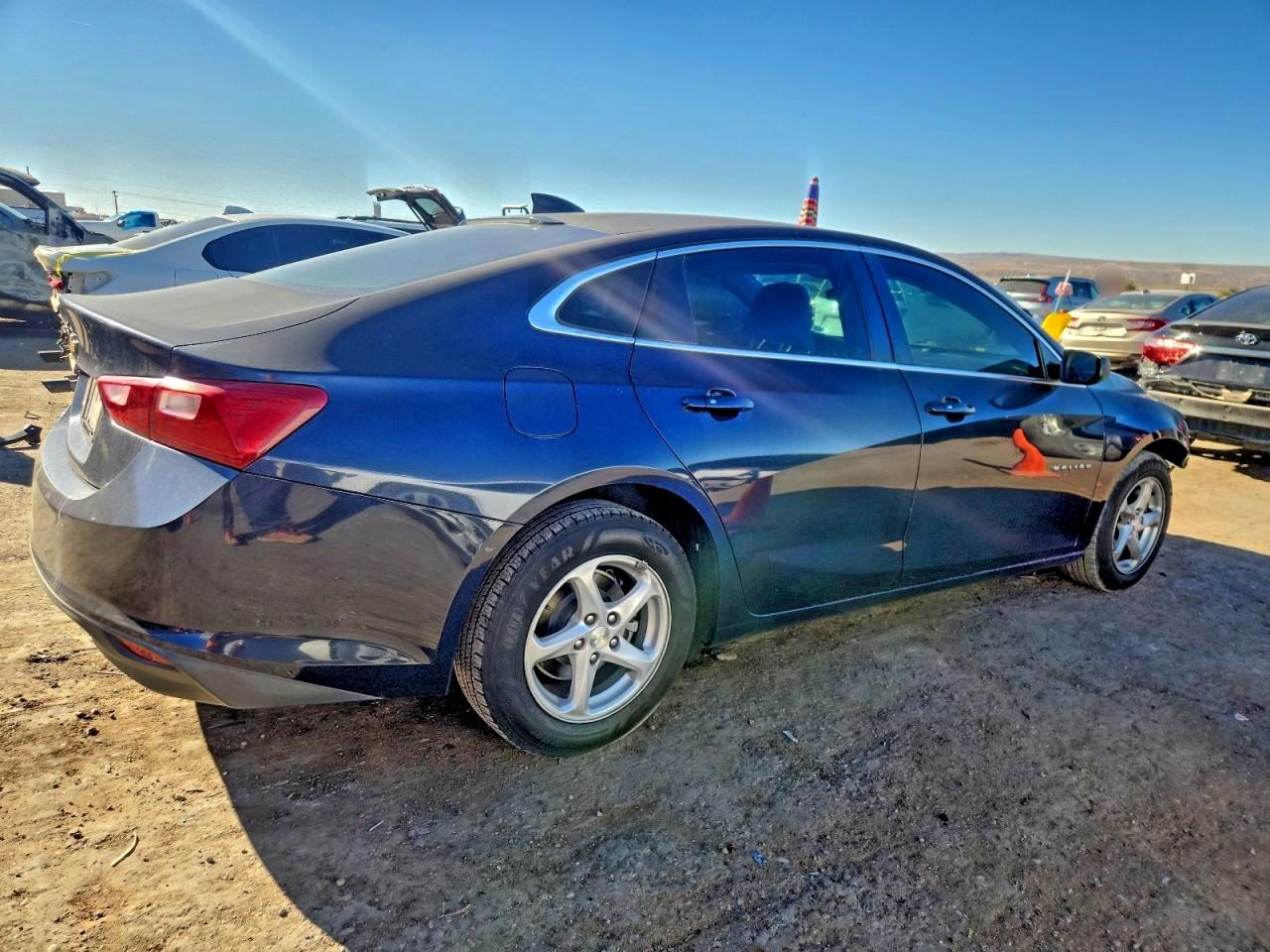 Chevrolet Malibu Ls Image 4