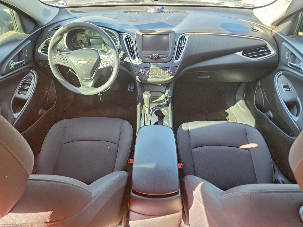 Chevrolet Malibu Ls Image 3