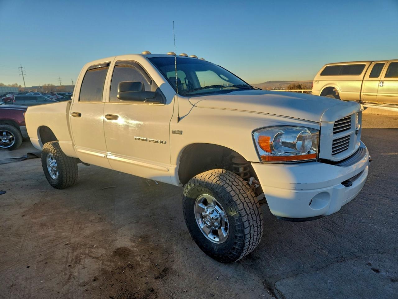 Dodge Ram 2500 St Image 2