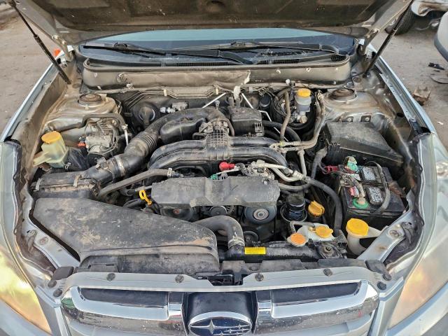 Subaru Outback 2.5i Premium Image 2