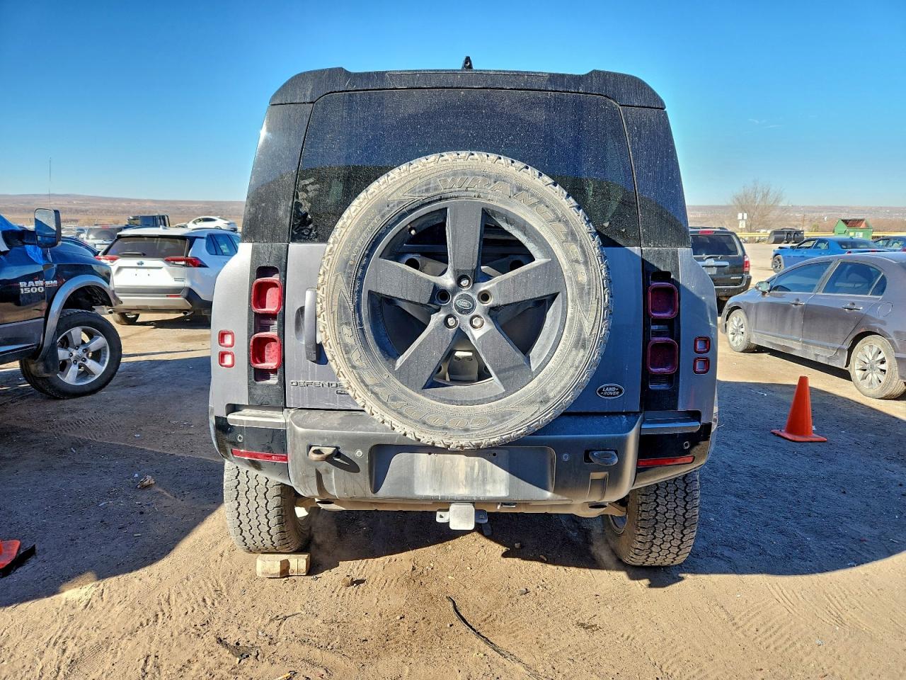 Land Rover Defender 110 X-dynamic Hse Image 9