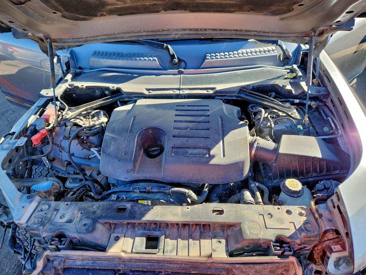 Land Rover Defender 110 X-dynamic Hse Image 12