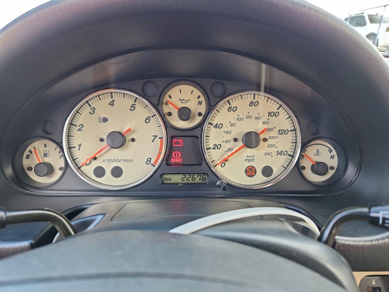 Mazda Mx5 Base Image 11