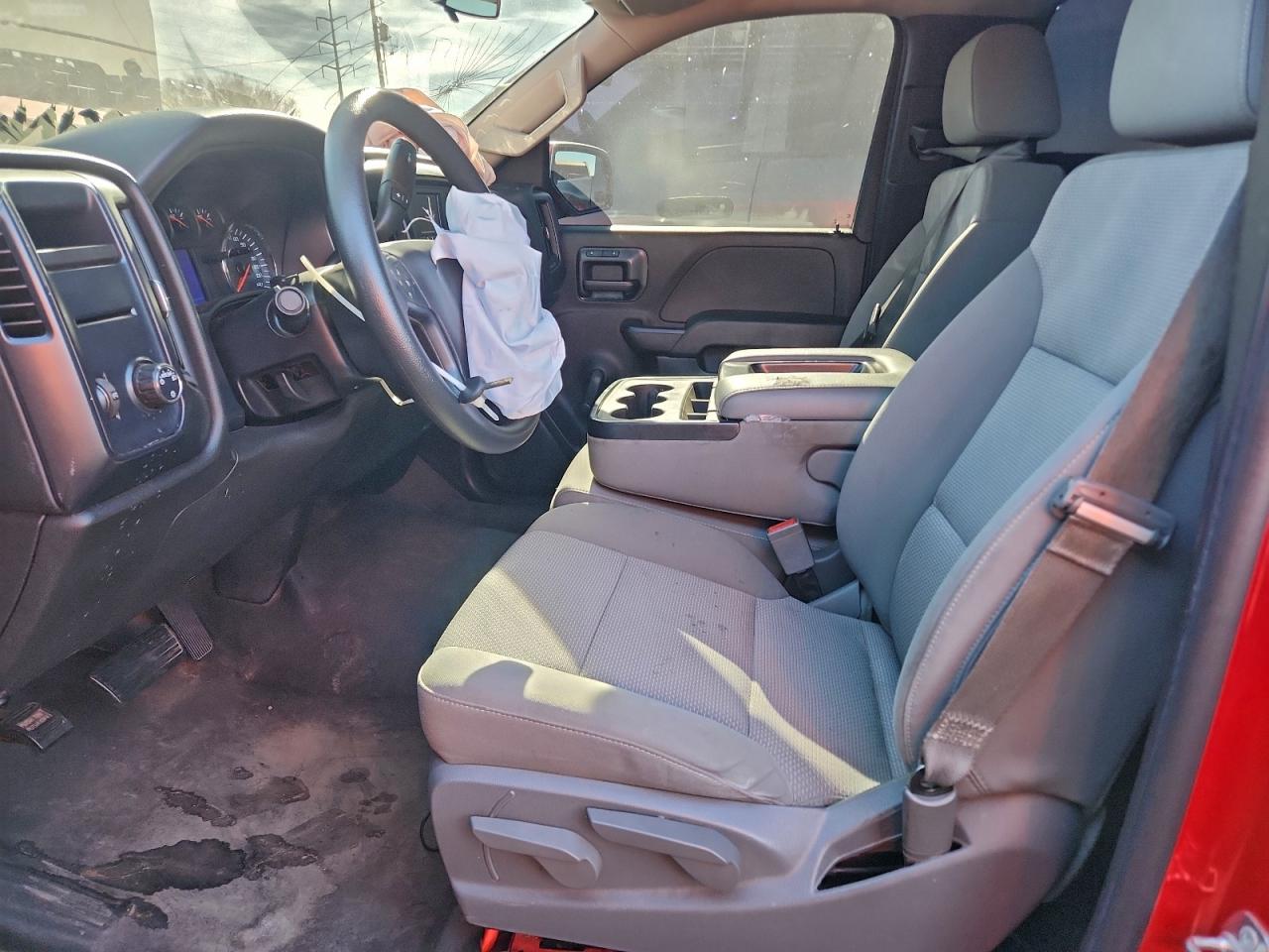 Chevrolet Silverado C1500 Image 6