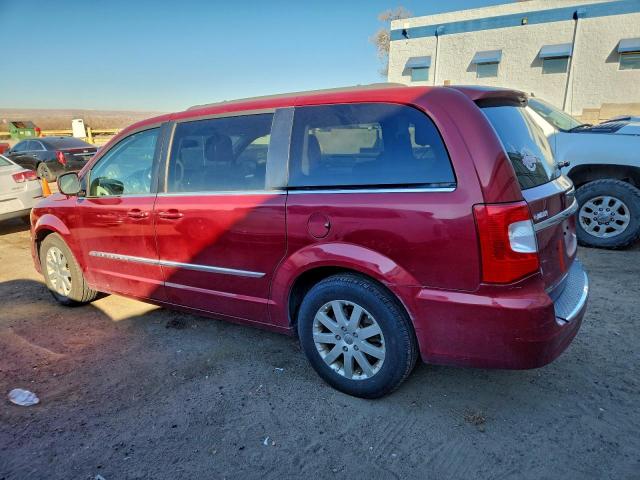 Chrysler Minivan Touring Image 3