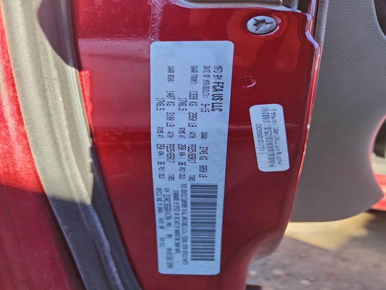 Chrysler Minivan Touring Image 11