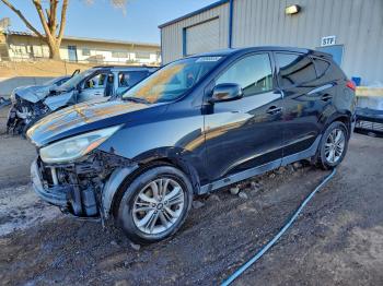  Salvage Hyundai TUCSON