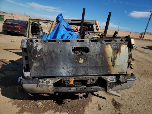 Chevrolet Silverado K1500 Image 2