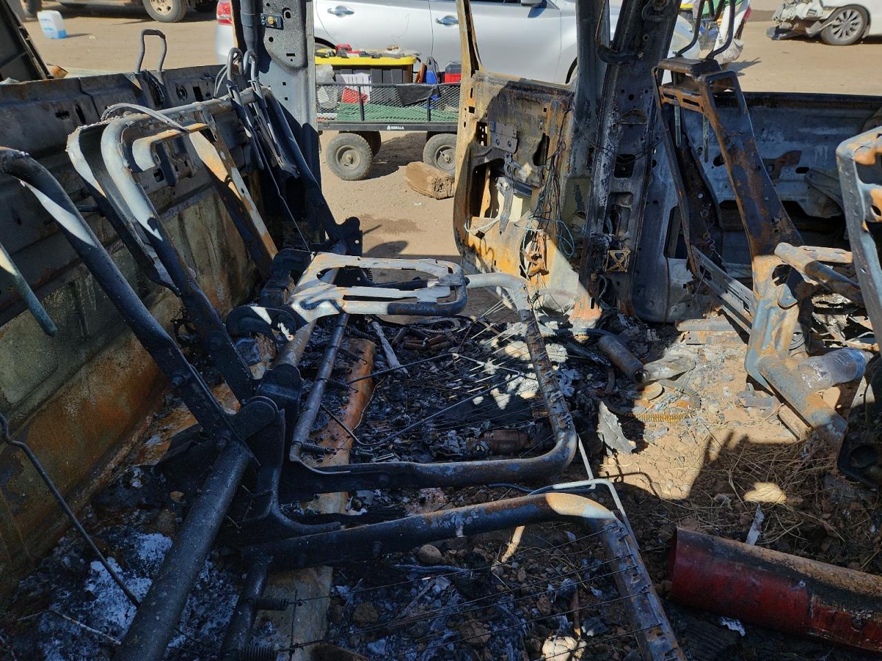 Chevrolet Silverado K1500 Image 5