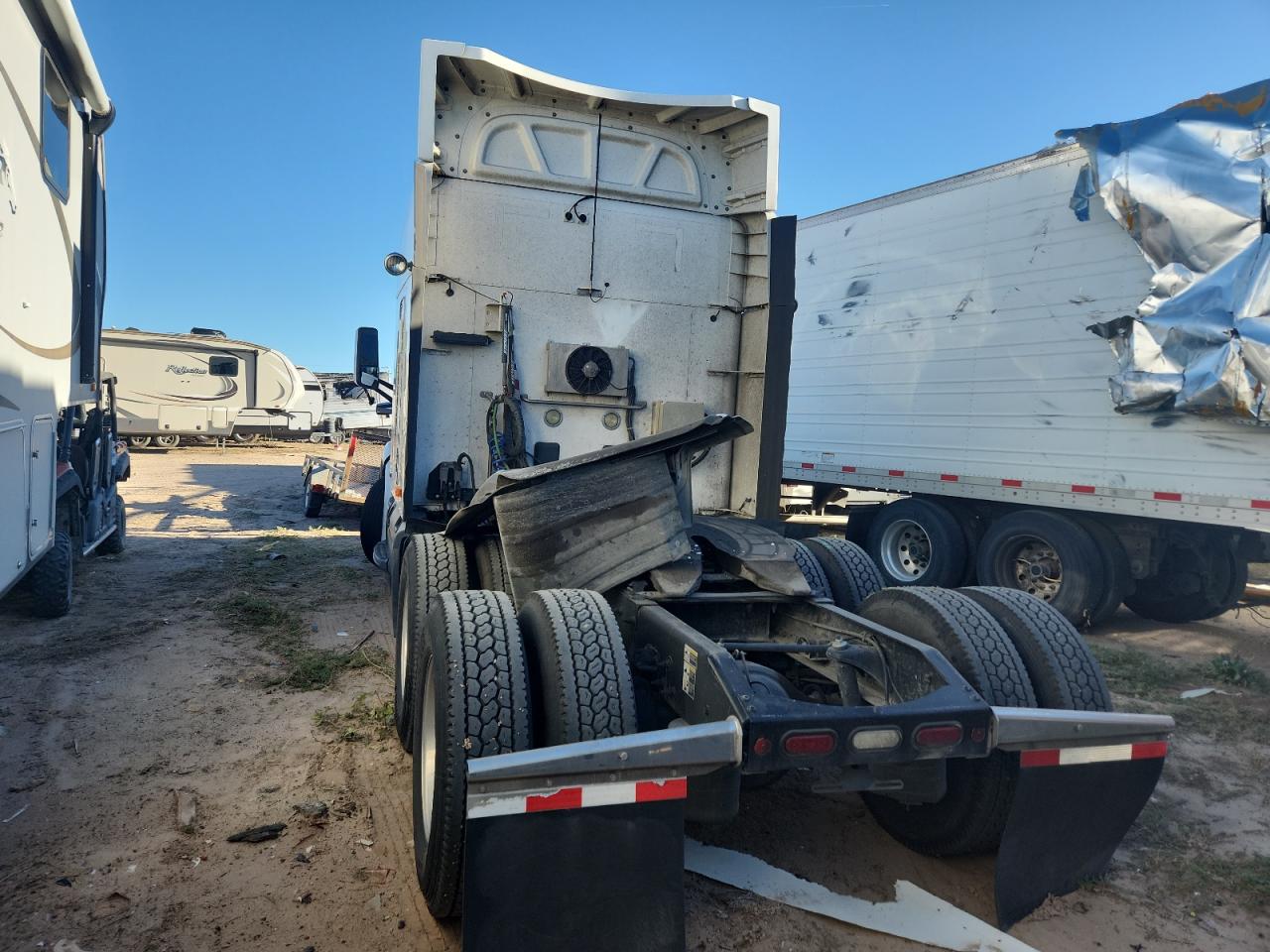 Peterbilt Tractor 579 Image 4