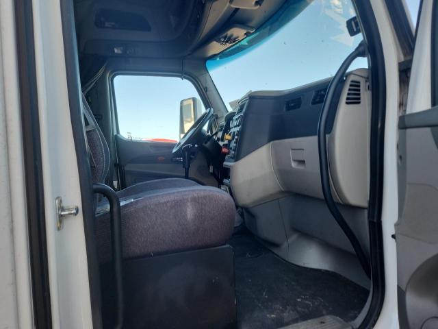 Peterbilt Tractor 579 Image 5