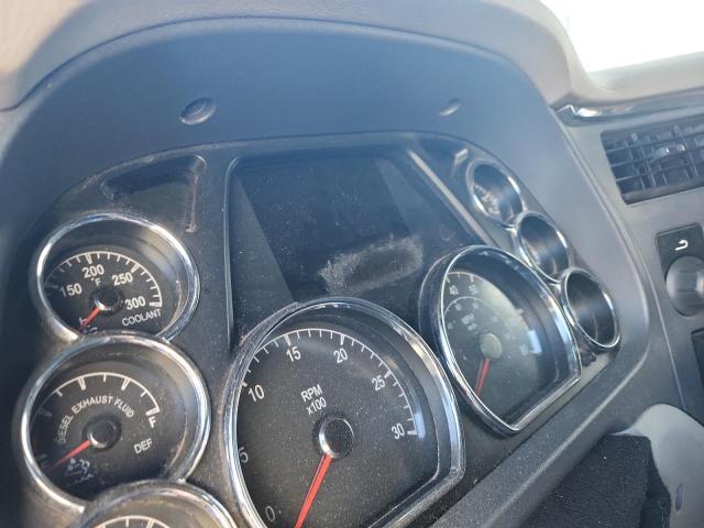 Peterbilt Tractor 579 Image 9